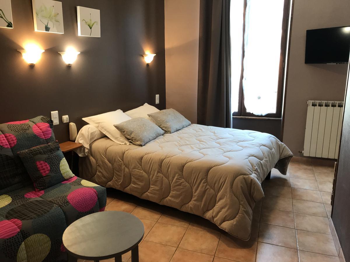 Logis Hotel Restaurant De La Paix Lodève 外观 照片